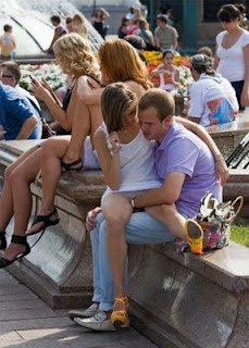 KOLEKSI FOTO ORANG PACARAN YANG TERLAMPAU MESUM