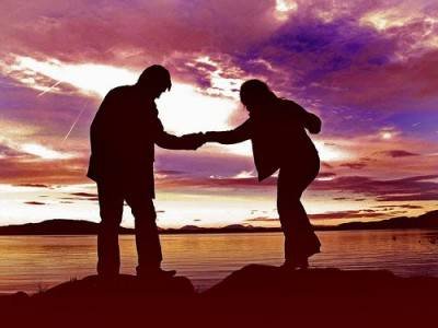 Bagaimana Memperoleh Kepercayaan Pasangan?