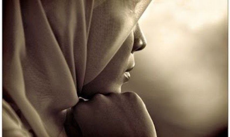 “Kenapa Nak Sekat Kebahagiaan Aku!” – Gadis Dihalang Kakak Untuk Berkahwin Kerana